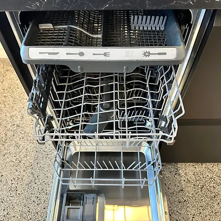 Exklusives - Balkon - 24h Check-in Apartmán *